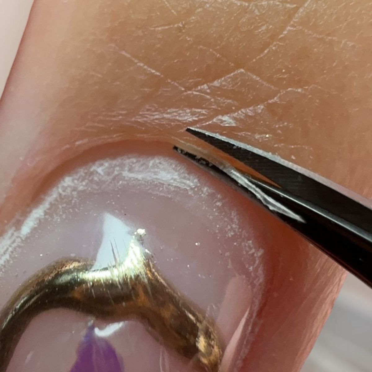 Cuticle Scissors - Curved